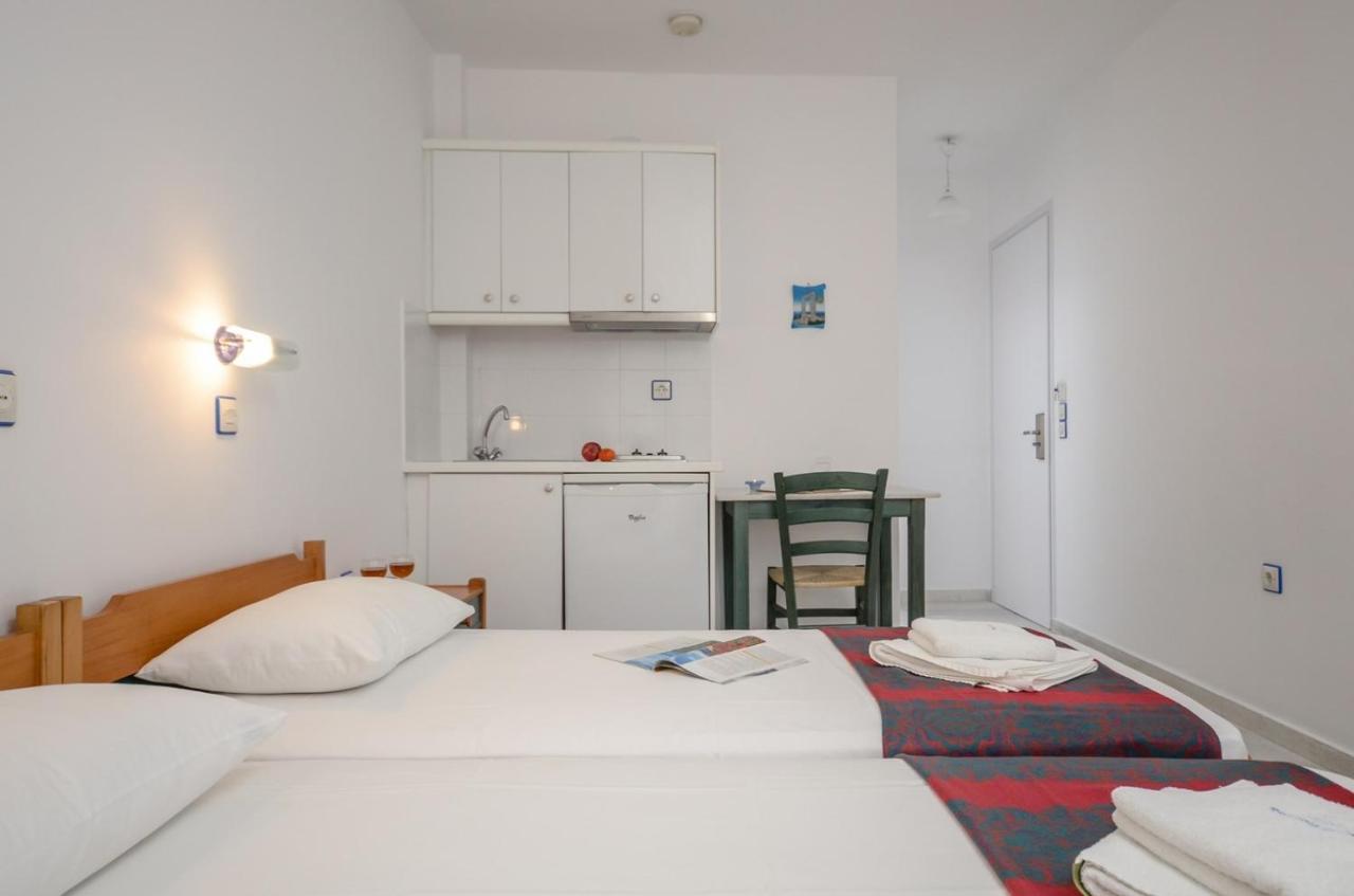 Naxos City Nostos Studios At Saint George Beach Agios Georgios Chora Naxos Town מראה חיצוני תמונה