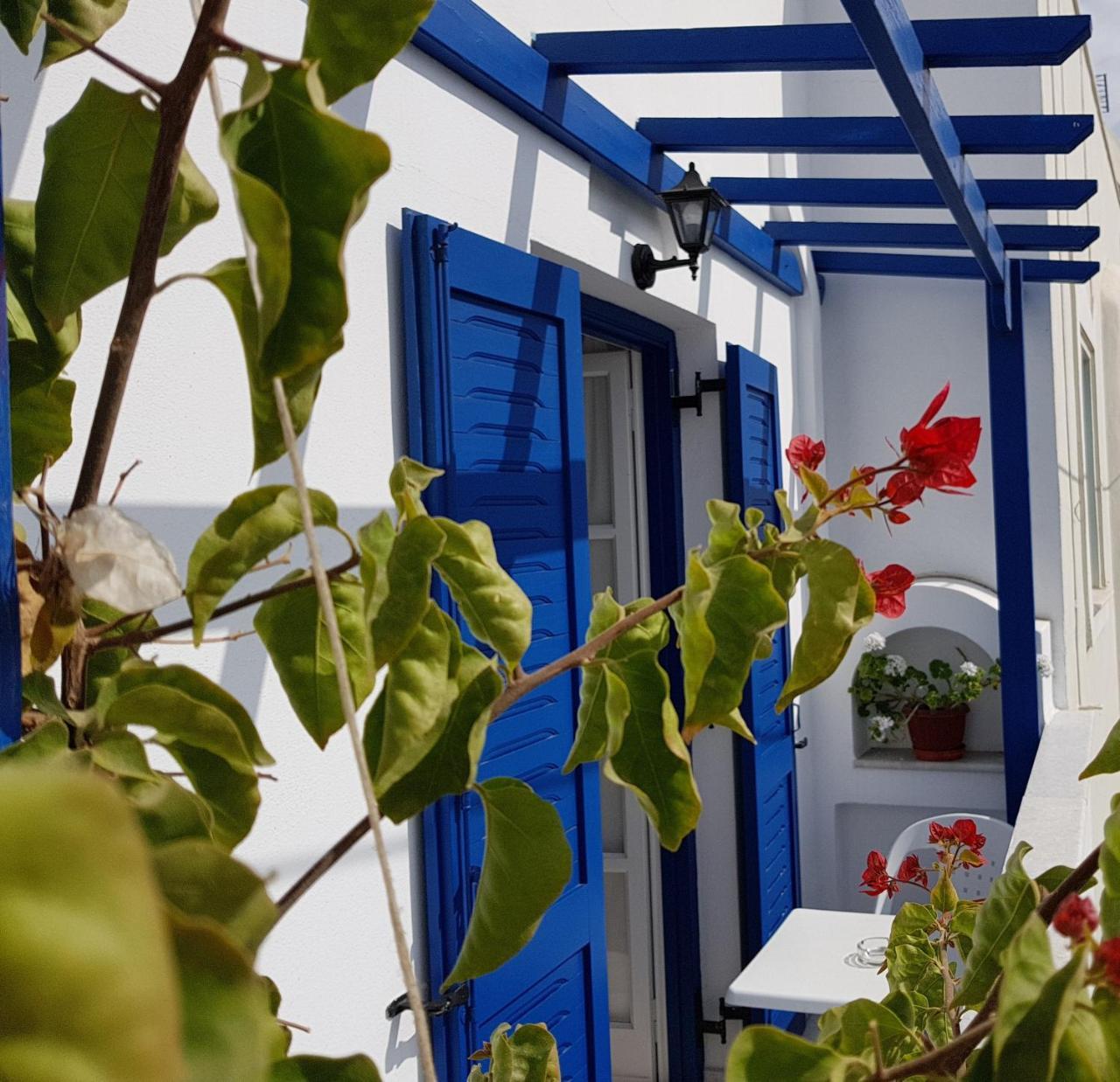 Naxos City Nostos Studios At Saint George Beach Agios Georgios Chora Naxos Town מראה חיצוני תמונה