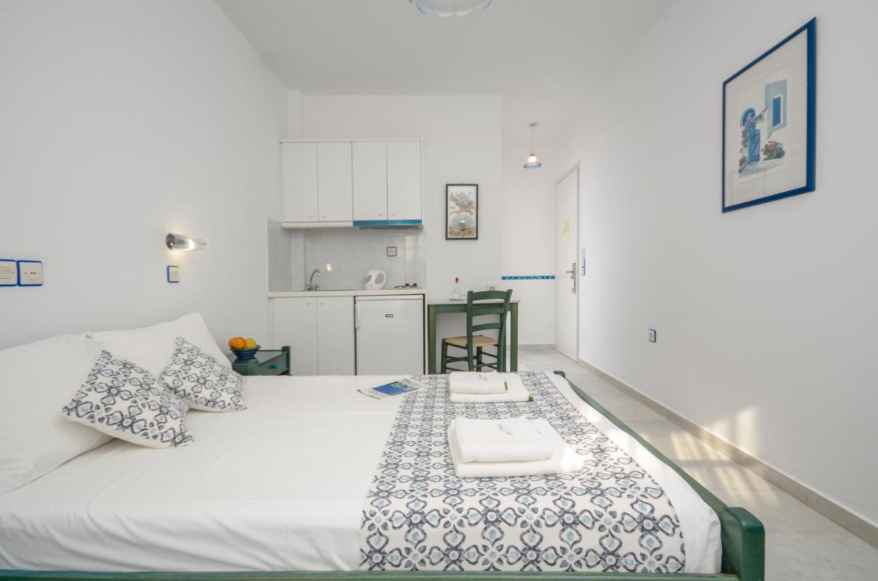 Naxos City Nostos Studios At Saint George Beach Agios Georgios Chora Naxos Town מראה חיצוני תמונה